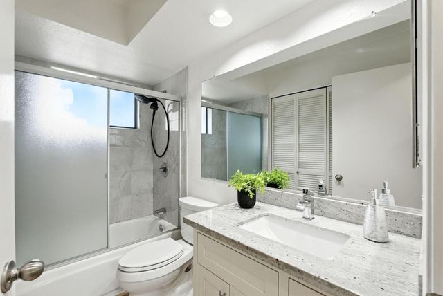 24 Pelican Lane, Redwood City, CA 94065