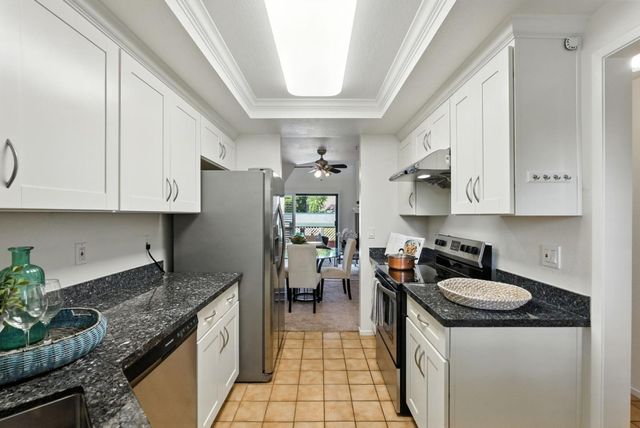 24 Pelican Lane, Redwood City, CA 94065