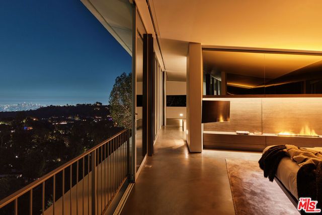 2500 Briarcrest Road, Beverly Hills, CA 90210