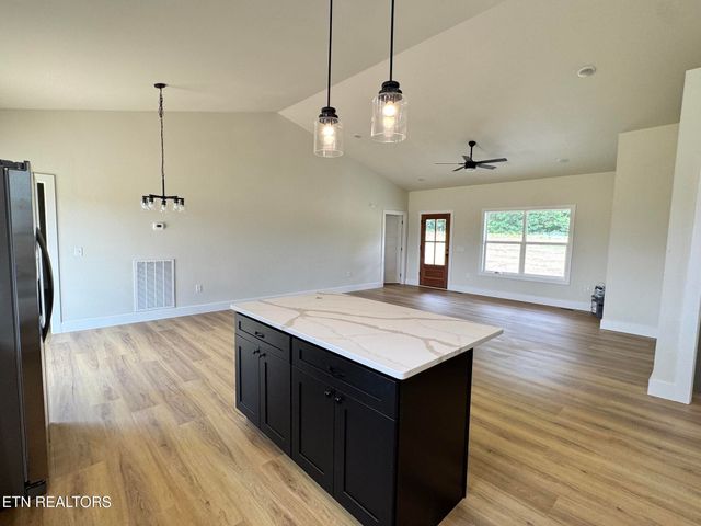 930 Allardt Hwy Lot 2, Jamestown, TN 38556