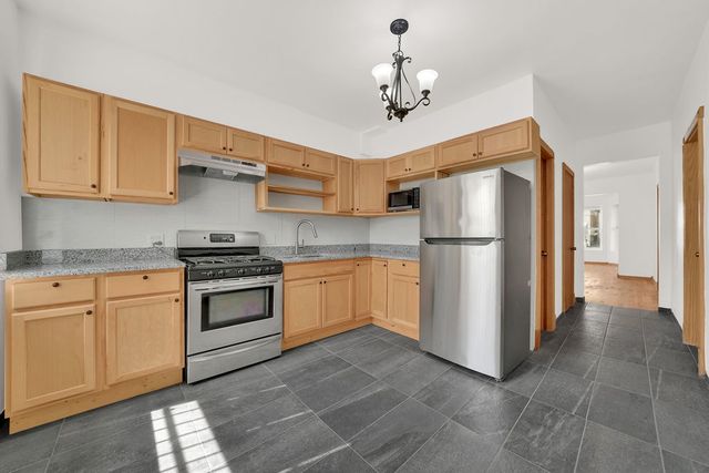 2139 S Homan Avenue, Chicago, IL 60623
