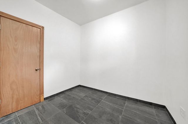 2139 S Homan Avenue, Chicago, IL 60623