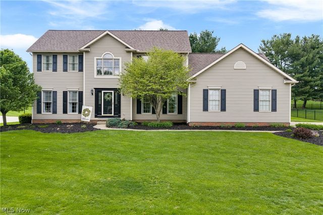 8835 Leyland Avenue NW, North Canton, OH 44720