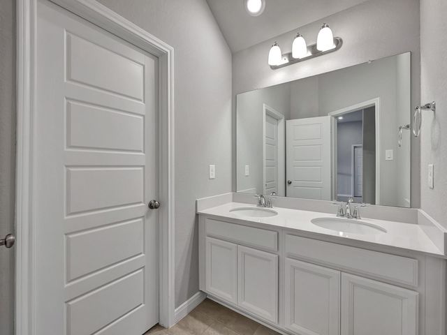 216 Raine Manor Court, Montgomery, TX 77316