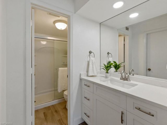 4250 Jack Frost CT 4505, Naples, FL 34112