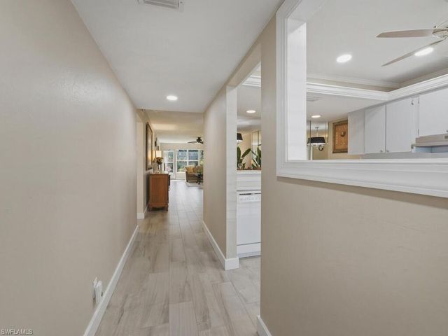 4250 Jack Frost CT 4505, Naples, FL 34112