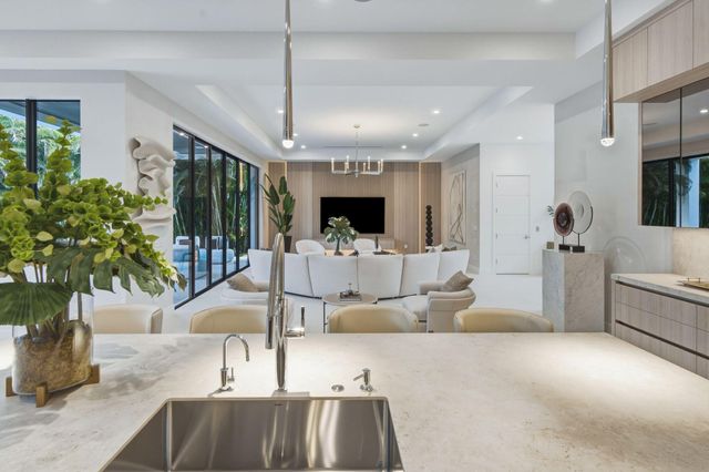 1300 NE 4TH Court, Boca Raton, FL 33432