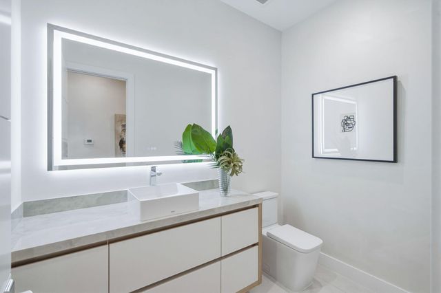 1300 NE 4TH Court, Boca Raton, FL 33432