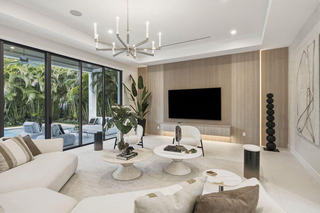 1300 NE 4TH Court, Boca Raton, FL 33432
