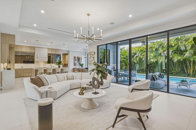 1300 NE 4TH Court, Boca Raton, FL 33432