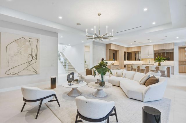 1300 NE 4TH Court, Boca Raton, FL 33432