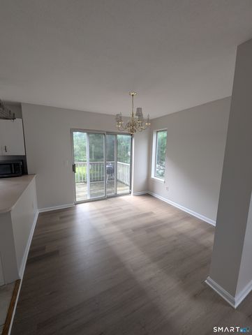 925 Oronoke Road 13J, Waterbury, CT 06708