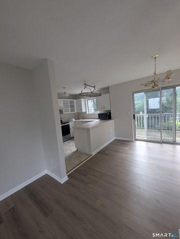 925 Oronoke Road 13J, Waterbury, CT 06708