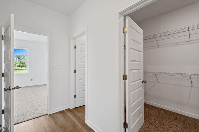 47 Larwick Circle, Valparaiso, IN 46385