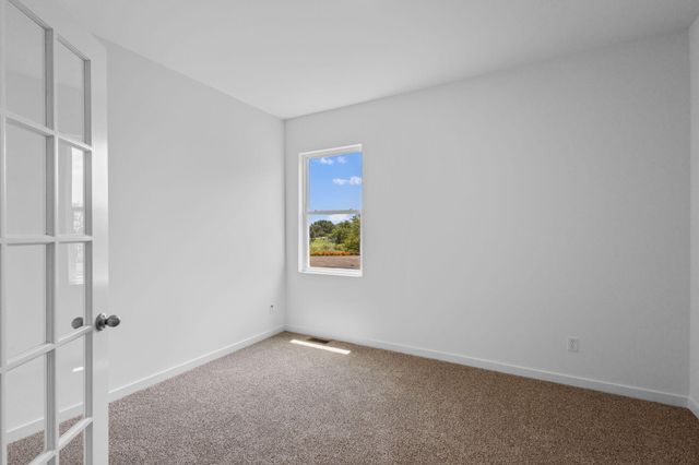 47 Larwick Circle, Valparaiso, IN 46385