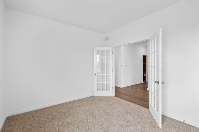 47 Larwick Circle, Valparaiso, IN 46385