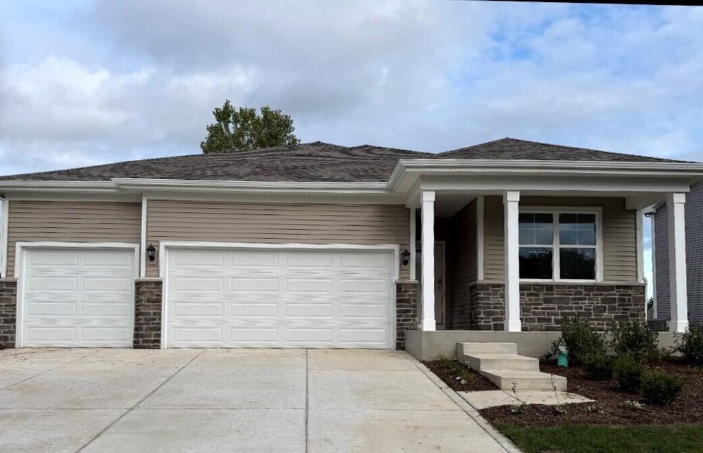47 Larwick Circle, Valparaiso, IN 46385