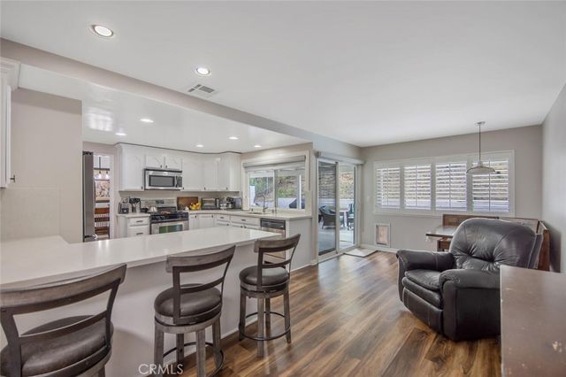 28137 Oaklar, Saugus, CA 91350