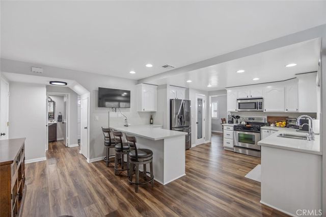 28137 Oaklar, Saugus, CA 91350