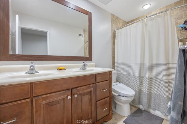 28137 Oaklar, Saugus, CA 91350