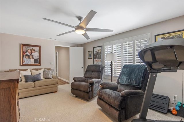 28137 Oaklar, Saugus, CA 91350