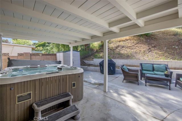 28137 Oaklar, Saugus, CA 91350