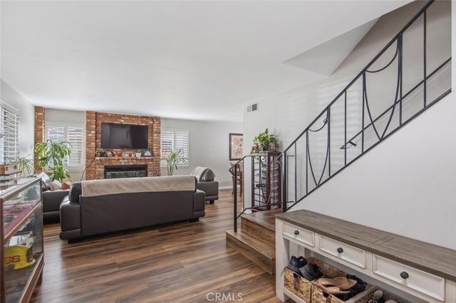 28137 Oaklar, Saugus, CA 91350