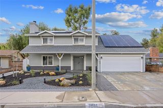 28137 Oaklar Drive, Saugus, CA 91350