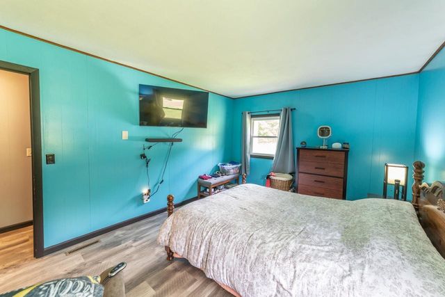 N3412 2nd Avenue, Oxford, WI 53952