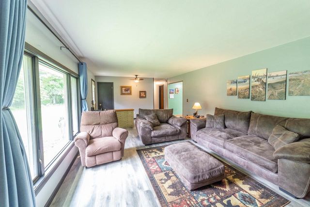 N3412 2nd Avenue, Oxford, WI 53952