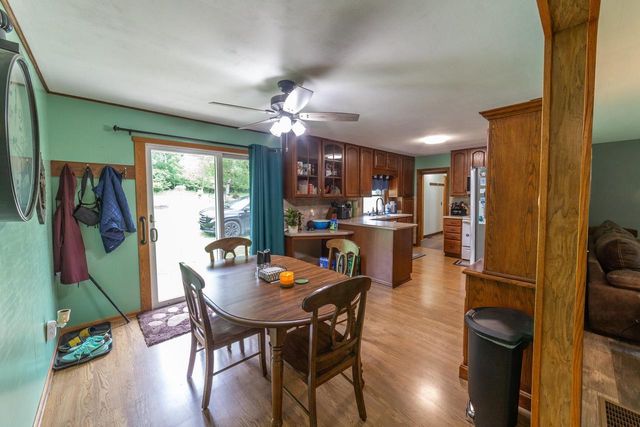 N3412 2nd Avenue, Oxford, WI 53952