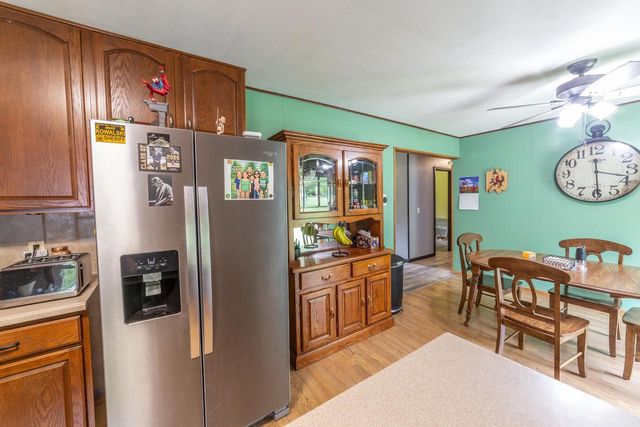 N3412 2nd Avenue, Oxford, WI 53952