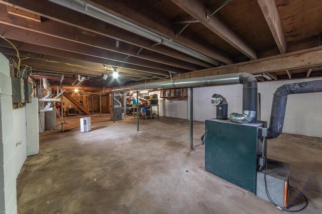 N3412 2nd Avenue, Oxford, WI 53952