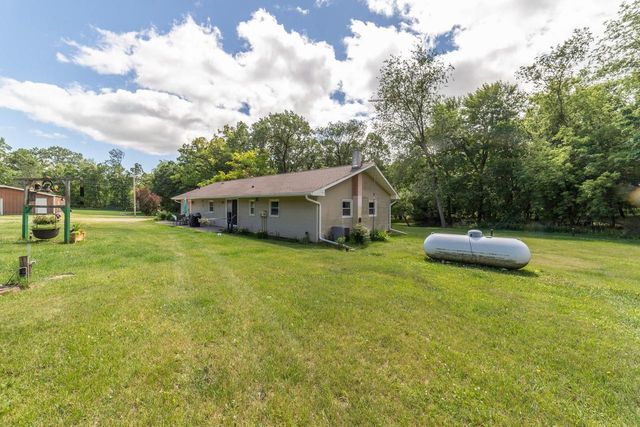 N3412 2nd Avenue, Oxford, WI 53952