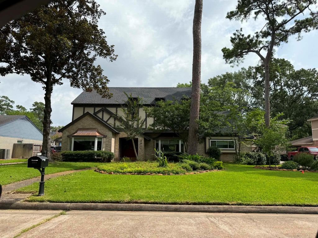 2311 Poplar Park Drive, Kingwood, TX 77339