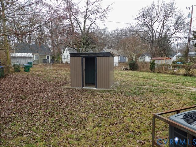 2710 Wellington St, Richmond, VA 23222