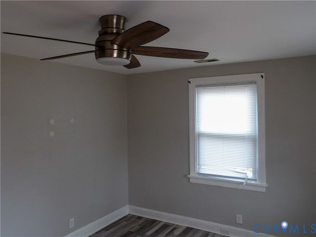 2710 Wellington St, Richmond, VA 23222