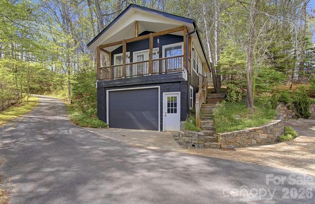 169 Pickens Road, Weaverville, NC 28787