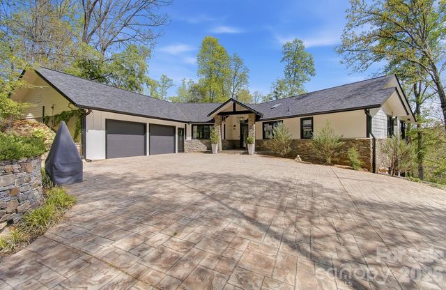 169 Pickens Road, Weaverville, NC 28787