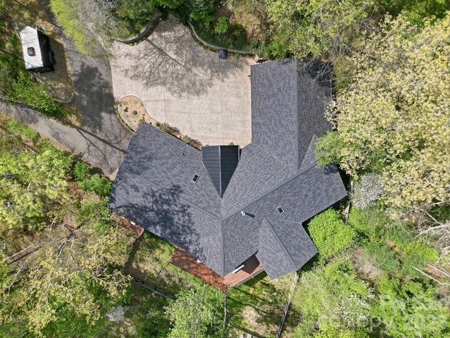 169 Pickens Road, Weaverville, NC 28787