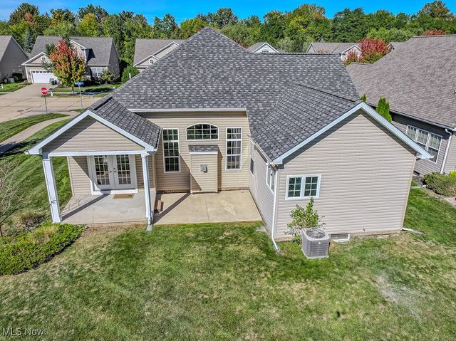 8208 Manor Gate Way, Mentor, OH 44060