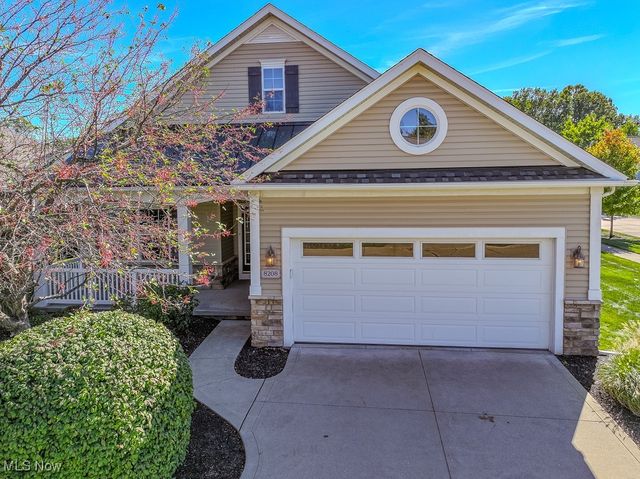 8208 Manor Gate Way, Mentor, OH 44060