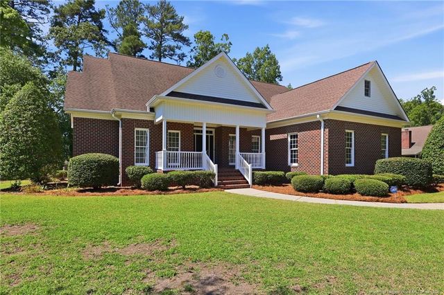 1102 Laurel Oak Lane, Lumberton, NC 28358