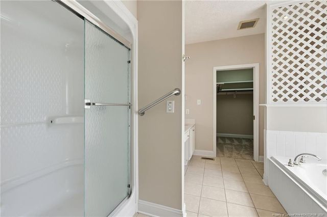 1102 Laurel Oak Lane, Lumberton, NC 28358