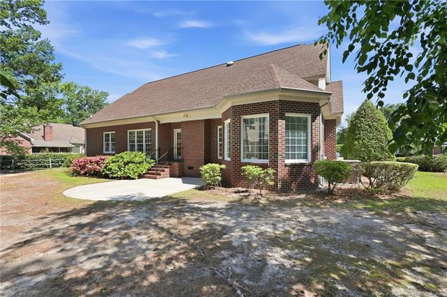 1102 Laurel Oak Lane, Lumberton, NC 28358