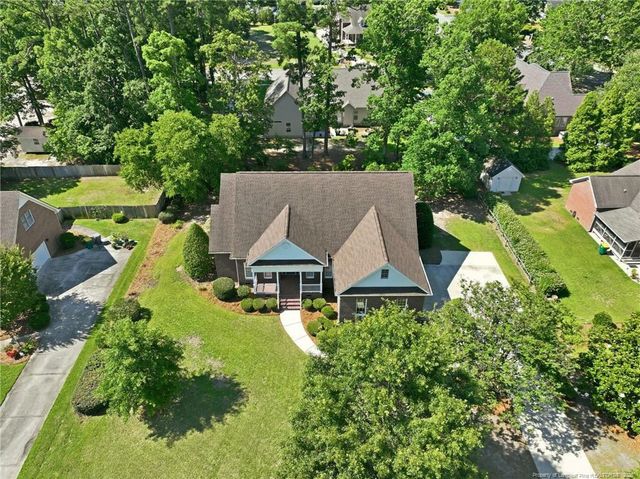 1102 Laurel Oak Lane, Lumberton, NC 28358