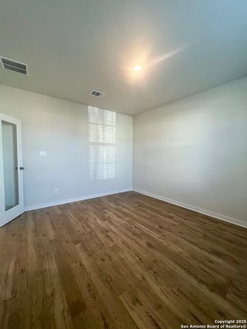 14426 Daphne Bend, San Antonio, TX 78253