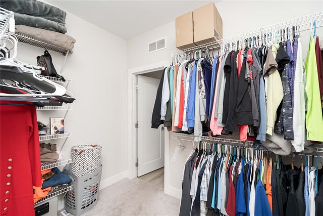 401 Oakford Lane, Polk City, IA 50226