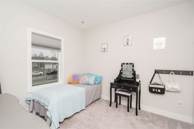 401 Oakford Lane, Polk City, IA 50226