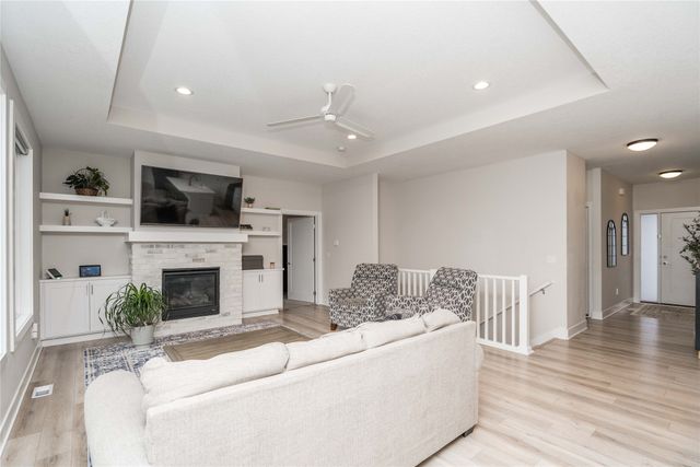 401 Oakford Lane, Polk City, IA 50226